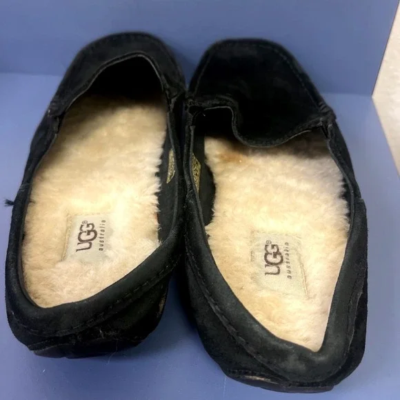 UGG Alamar Men Clog Slippers Size 11 Black Suede Shearling Sheepskin Slip On - Picture 10 of 11